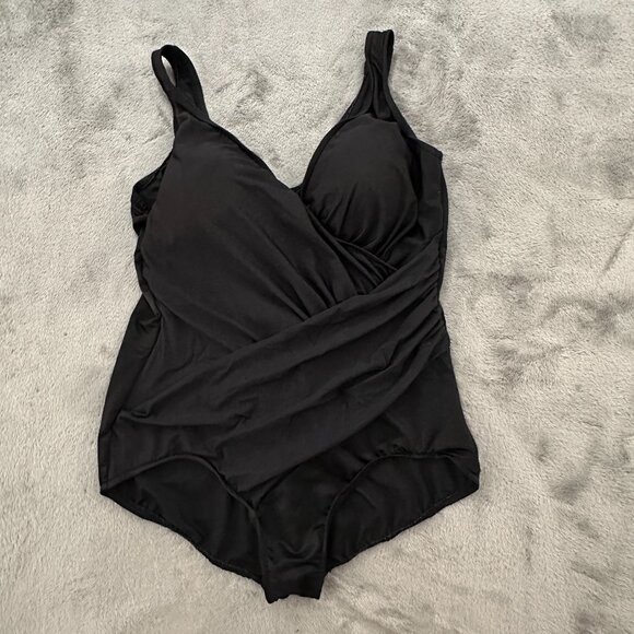 Miraclesuit One Piece Swimsuit Women's size 20W 20 W Black - Picture 1 of 7